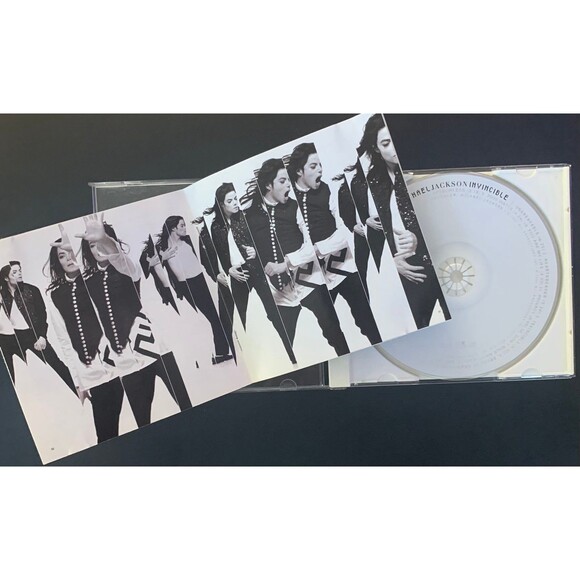 Vintage Michael Jackson Invincible 2001 - Vintage Original MJ Themed Item - Picture 1 of 1
